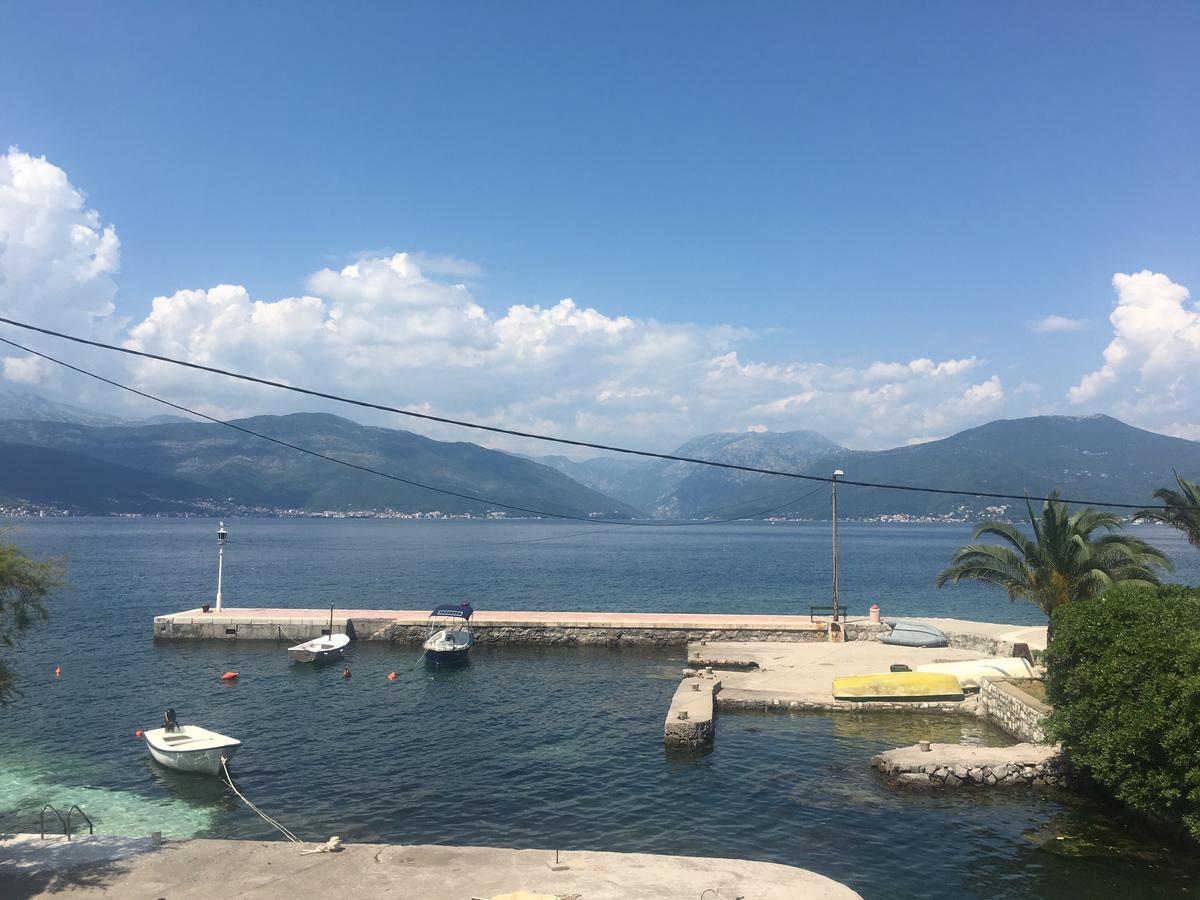Studio Apartments Krasici Tivat Exteriér fotografie