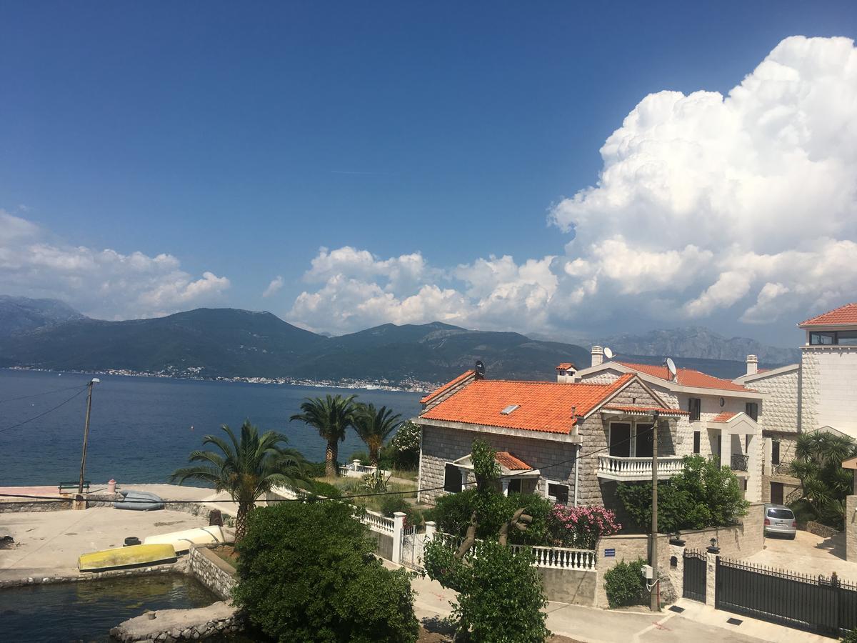 Studio Apartments Krasici Tivat Exteriér fotografie